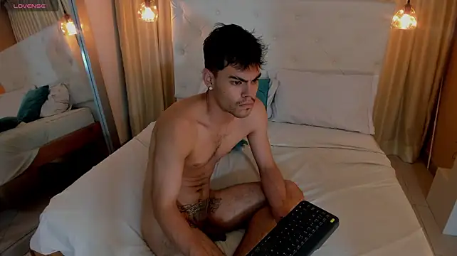 Lycan____ Webcam show