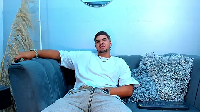ThiagoBlake's Live XXX Chat