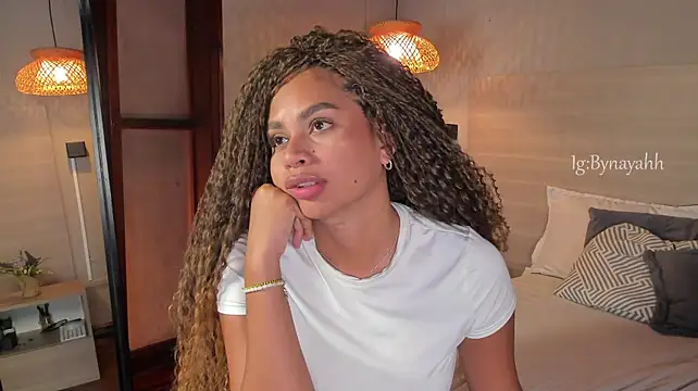 Chat XXX ao vivo de nayah__