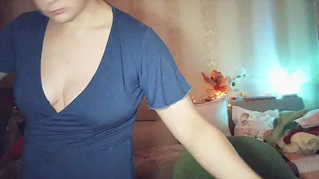 MoodieMira élő XXX-chatje