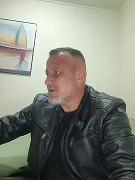 Dominator4yn Live XXX chat
