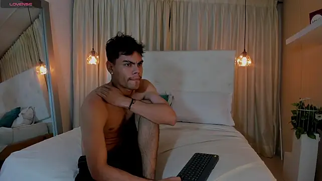 Lycan____ – webcam-show