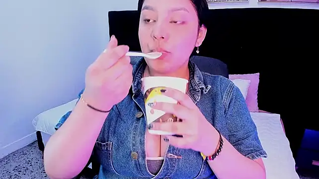 Živý XXX chat dullce77