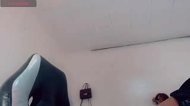 Czat XXX na żywo – Oriana_braom
