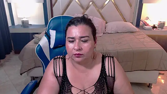 Chatroom XXX en direct de katiusca_rm