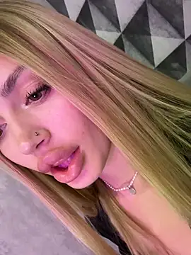 Elizabeth_Tay 现场XXX聊天