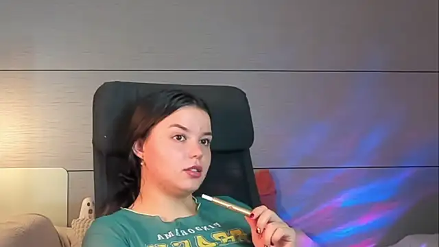 Chat XXX en directo de Laraaa_Loom
