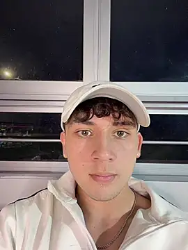 OLIVER_K Live XXX-chat