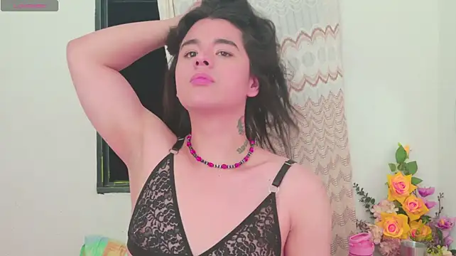 Angel-umbra Adlı Modelin Canlı XXX Sohbeti