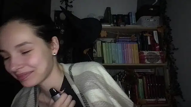 Yuna5343 live XXX chat