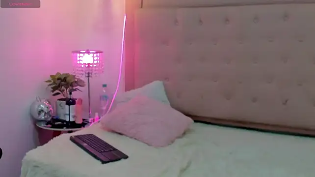 violet_blake12 – Naživo XXX chat