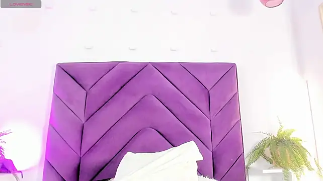 دردشة IvyJoness الجنسية المباشرة