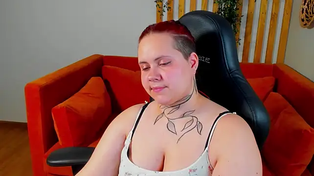 DaisyHarts XXX чат на живо
