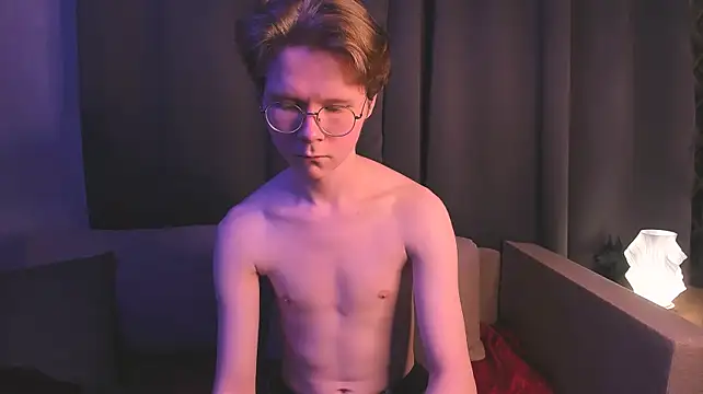 DanielSanders 现场XXX聊天