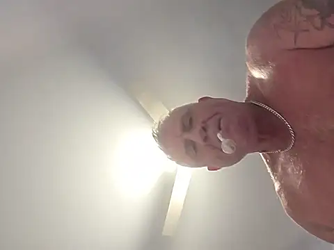 Handsolo_porn 웹캠 쇼