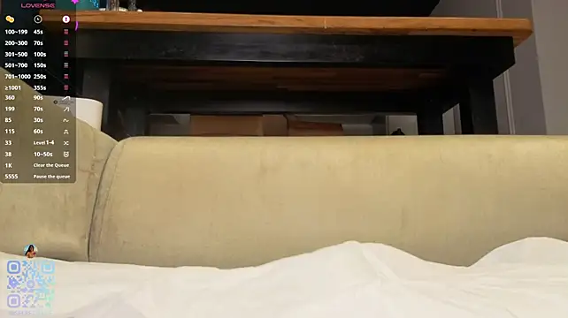 SweetSakuraJane's Live XXX Chat