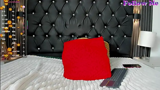 Sun_Fyre Live XXX-Chat