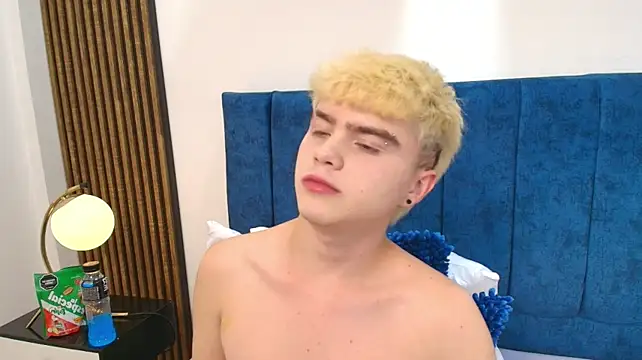 Ian_Stone Chat XXX in diretta