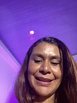 دردشة Milf_Luna_ الجنسية المباشرة