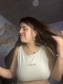 XXX chat uživo modela Nami_ec