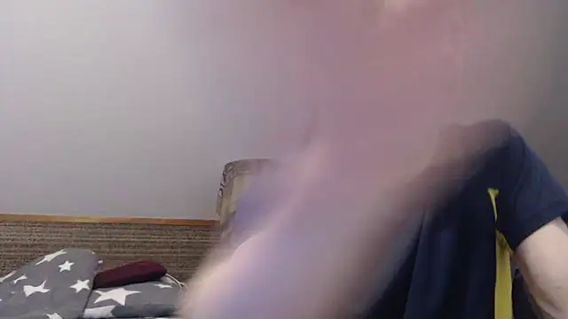 XXX chat uživo modela Milkyman7