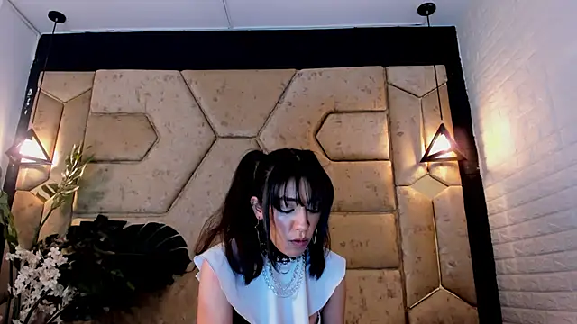 Julieta_Slav3 Obrolan Langsung XXX