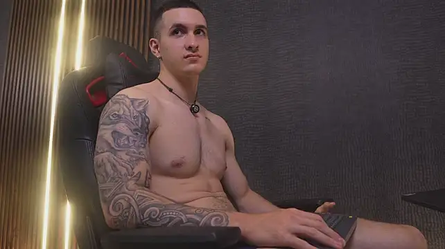 JacksonOlsenn's Live XXX Chat