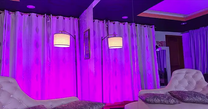 Zarajener Adlı Modelin Canlı XXX Sohbeti
