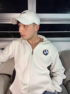 Czat XXX na żywo – OLIVER_K