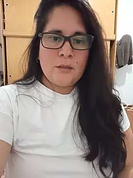 XXX chat uživo modela Clara_Arg