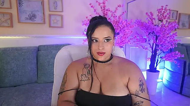 Živý XXX chat EmmaWalkerr_