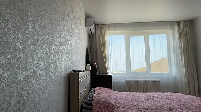 MayeRutley live XXX chat