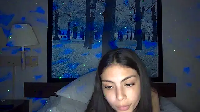 XXX chat uživo modela chachibeby