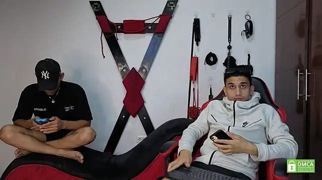 Chatroom XXX en direct de EliteBoysLive
