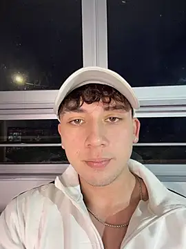 Chatroom XXX en direct de OLIVER_K