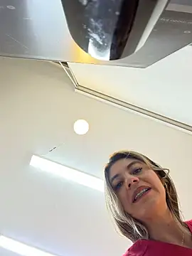 Chatroom XXX en direct de alicee16