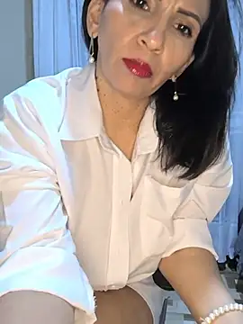 Chatroom XXX en direct de Mrsvictoriaaa
