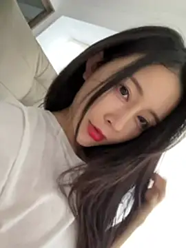 Chat XXX en directo de yiyi_3523