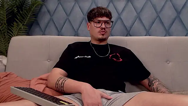 marioalessio live XXX chat