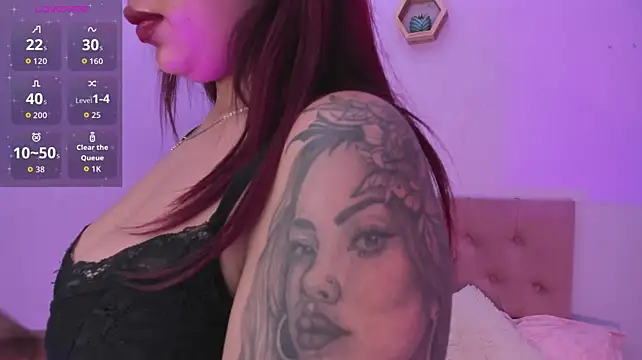 Chat +18 de Amber_Laurentt ao vivo