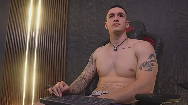 JacksonOlsenn Live XXX-chat