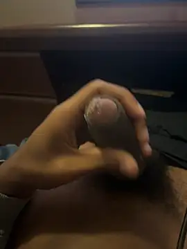 sexcboi69 Show in webcam