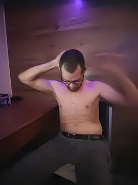 XXX chat uživo modela DumpedCart