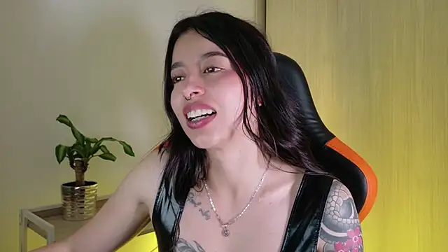 Misscarolsph Adlı Modelin Canlı XXX Sohbeti