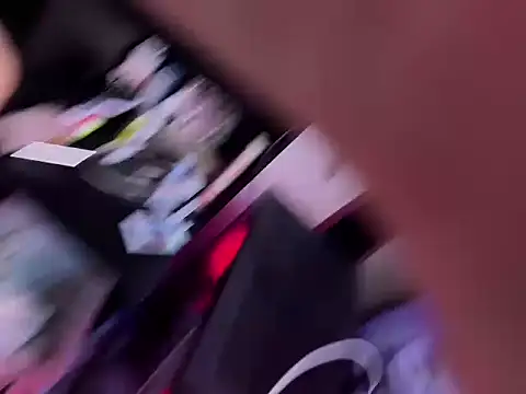 Živý XXX chat BigTitsGirl04