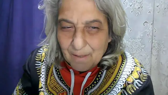 Chat XXX en directo de ExquisiteMature