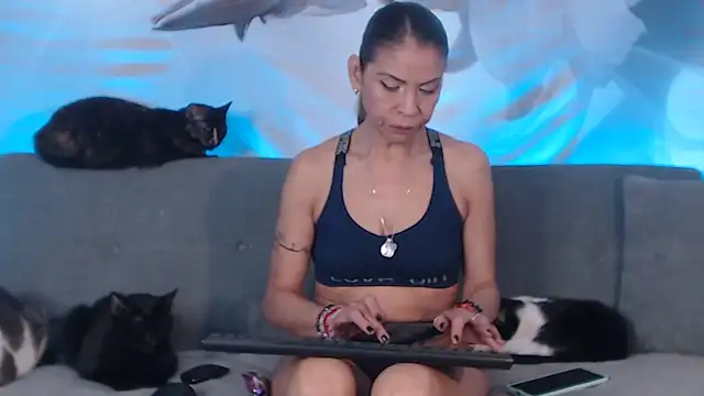sofiasteven's Live XXX Chat