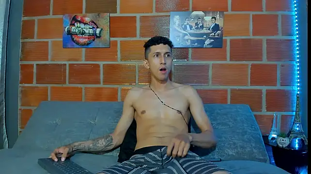 XXX chat uživo modela ahsly78Bryan