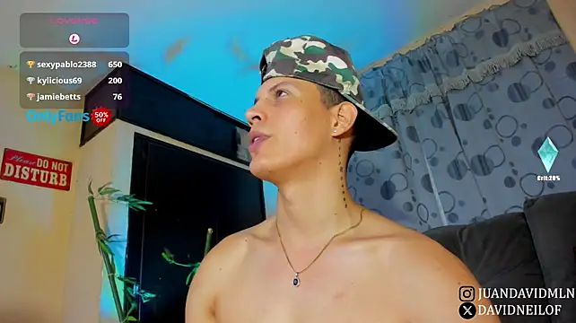DavidNeill Шоу с уебкамера