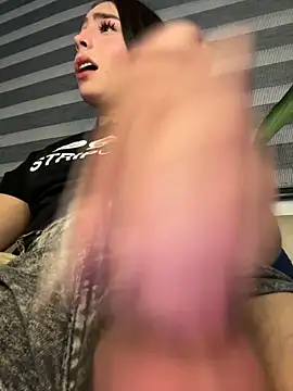 צ'אט XXX בשידור חי של Camistar18